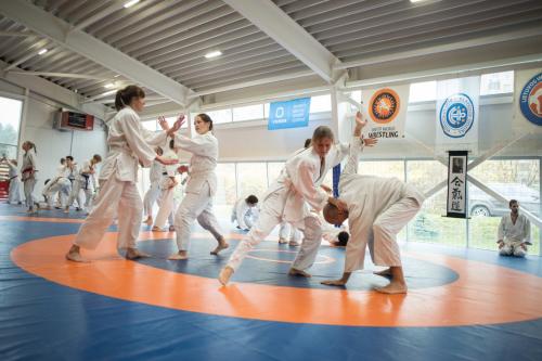 UNADJUSTEDNONRAW thumb 3ae