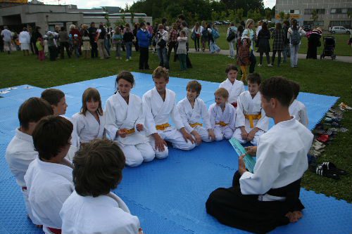 Jaunimo parodomoji programa šventėje PAŠILAIČIŲ PAVASARIS 2010 05